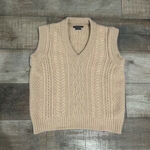 Begg & Co cashmere cable knit vest